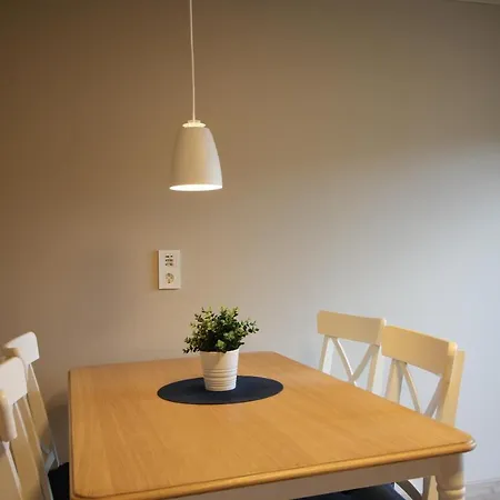 بيت شباب Setnes Feriesenter Veblungsnes