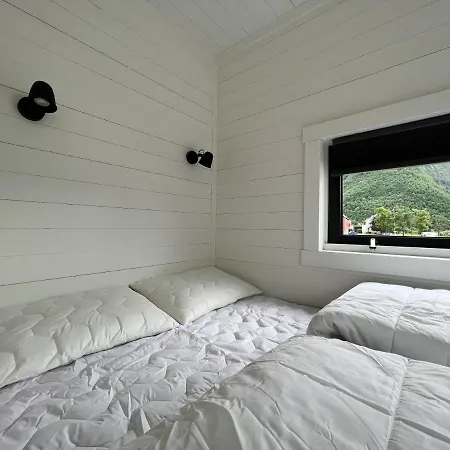 세트네스 페리젠레트 * Veblungsnes